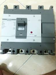 Aptomat LS 4P  ABN 804c 500A Attomat 4p 500A ABN 804c